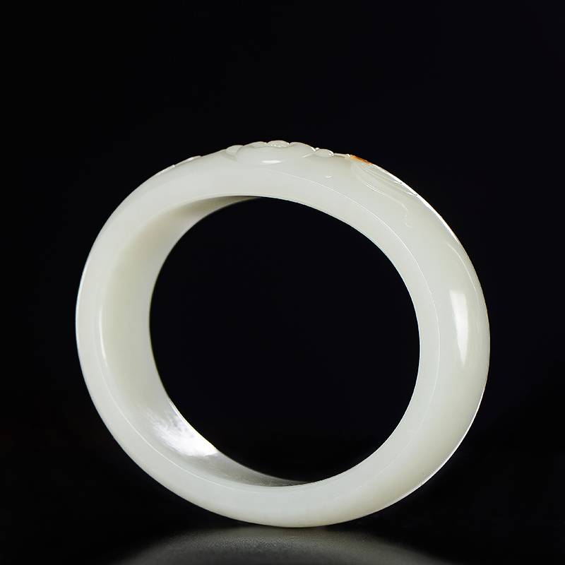 新疆和田玉黄皮白玉 贵妃镯  抬头见福 内径58mm 71克