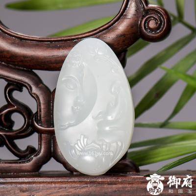 新疆和田玉原毛孔皮白玉籽玉玉牌 悟莲 21.6克