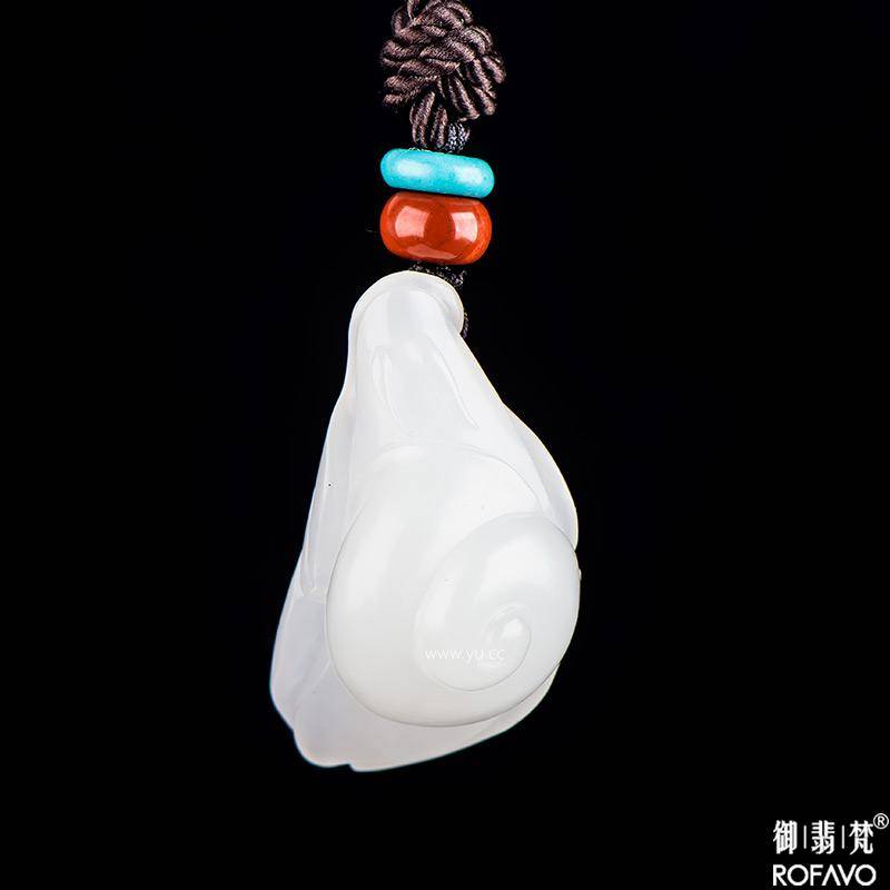 新疆和田玉羊脂白玉籽玉挂件 蜗牛 8.6克