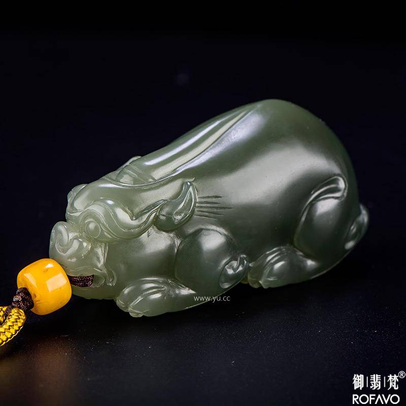俄罗斯碧玉把件 貔貅 115.6克