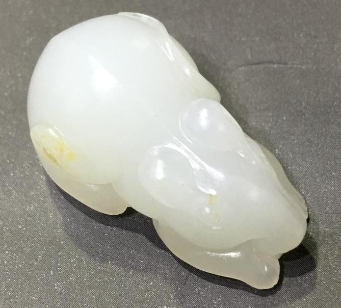 新疆和田玉一级白黄皮白玉籽玉挂件 数钱 9克