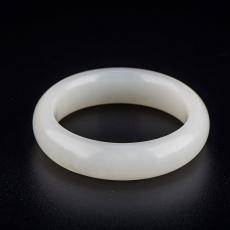 新疆和田玉原毛孔皮一级白白玉籽玉 手镯 内径57.5mm 68.3克