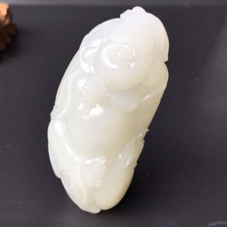 新疆和田玉原毛孔白玉籽玉把件 布袋弥勒 137.5