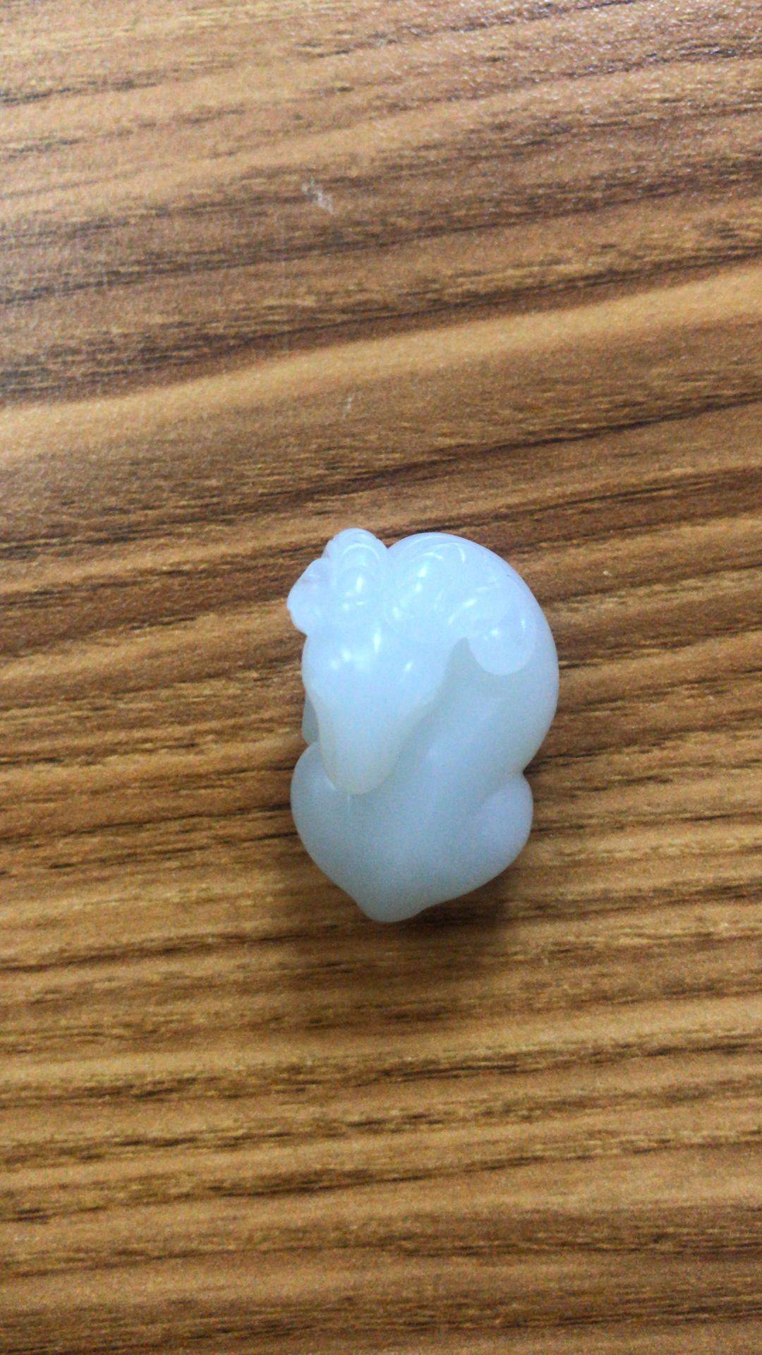白玉 羊