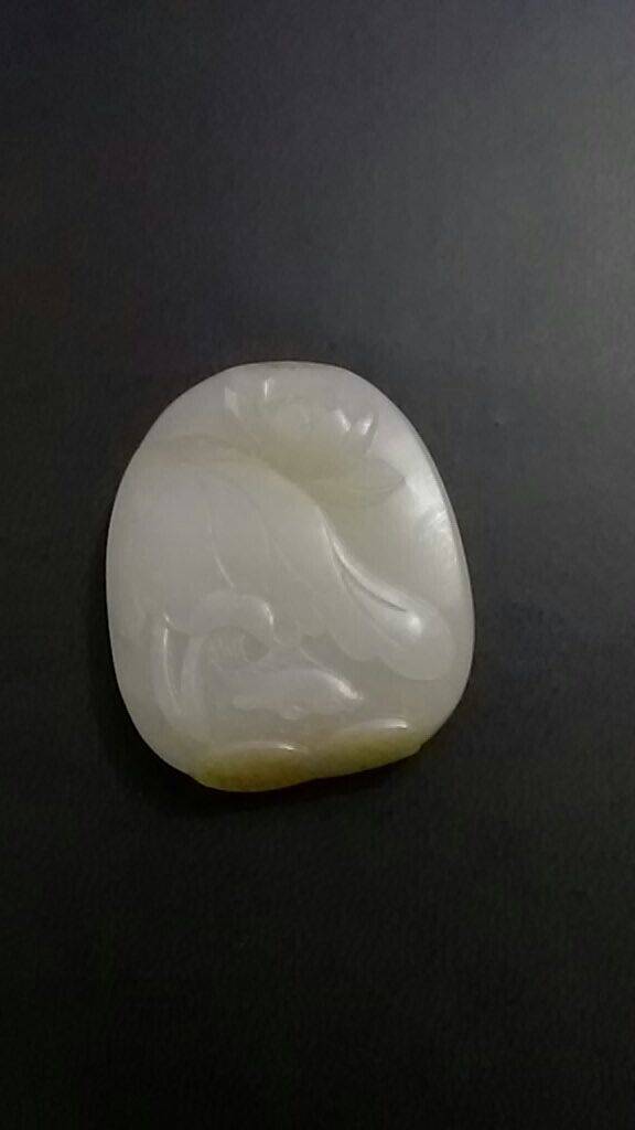 新疆和田玉黄皮白玉籽玉 连年有余