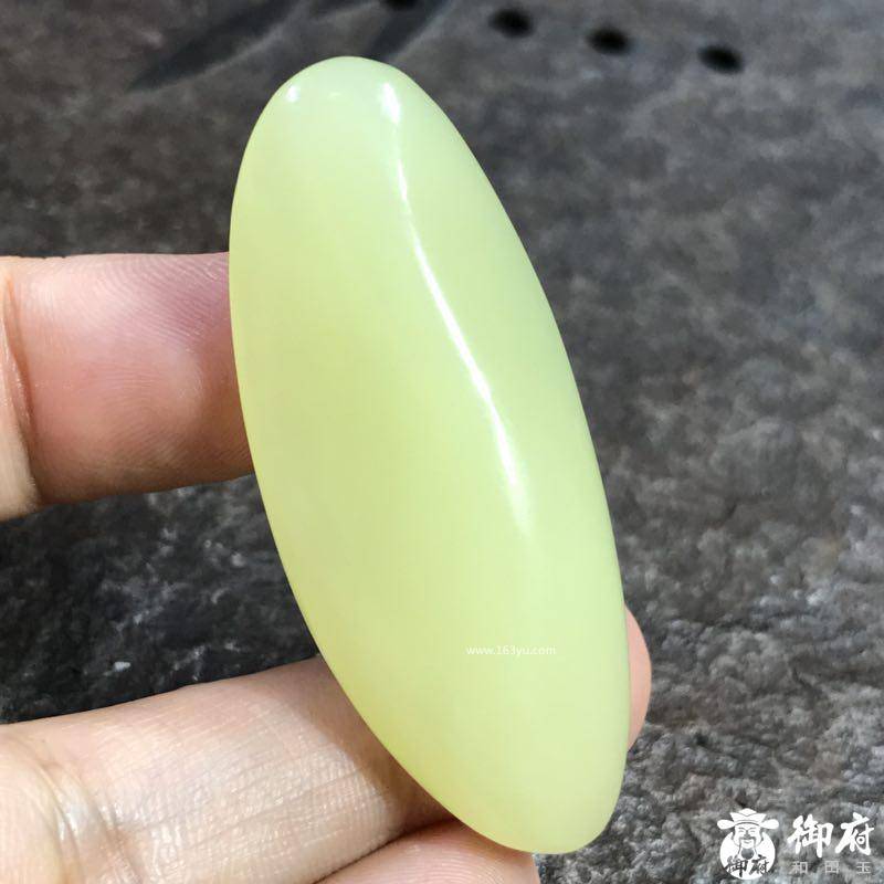 新疆和田玉黄玉挂件 素心如简 20克