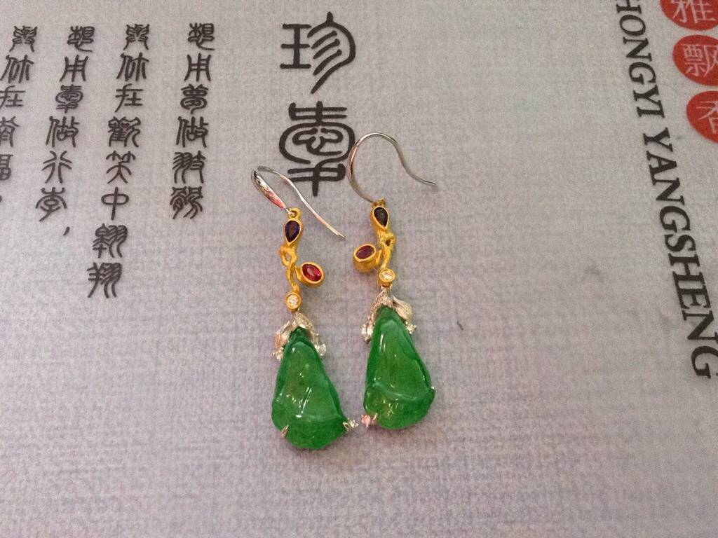 缅甸翡翠A货金镶耳环 6.2克
