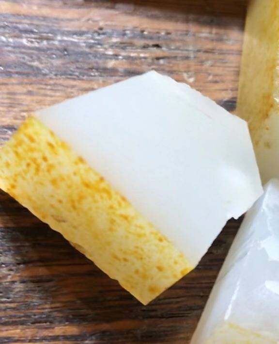 新疆和田玉羊脂白玉籽玉桶珠