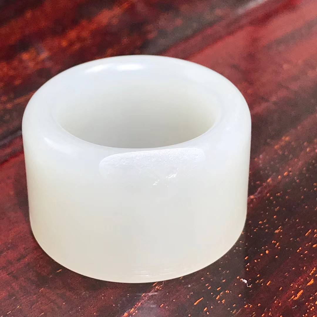 新疆和田玉羊脂白玉籽玉 扳指 20.5克