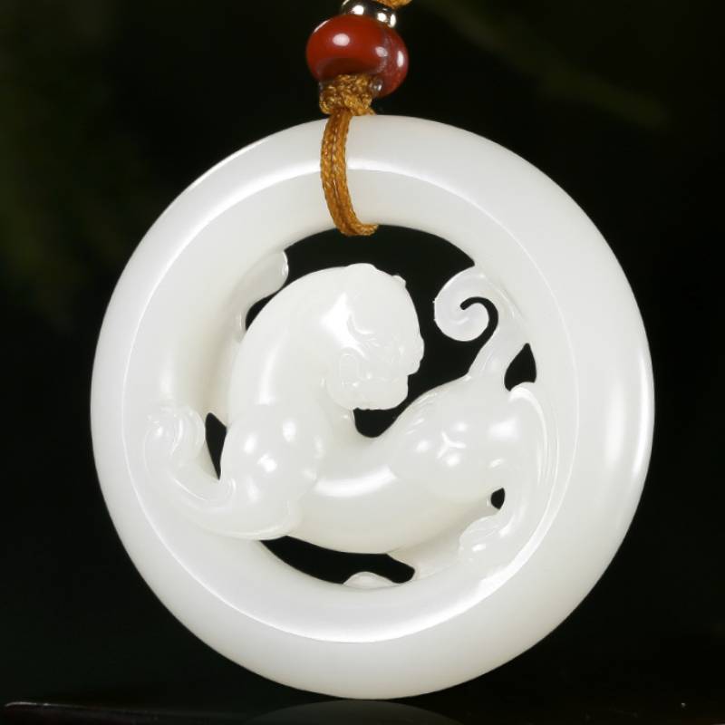 新疆和田玉白子籽玉挂件 虎环 46g