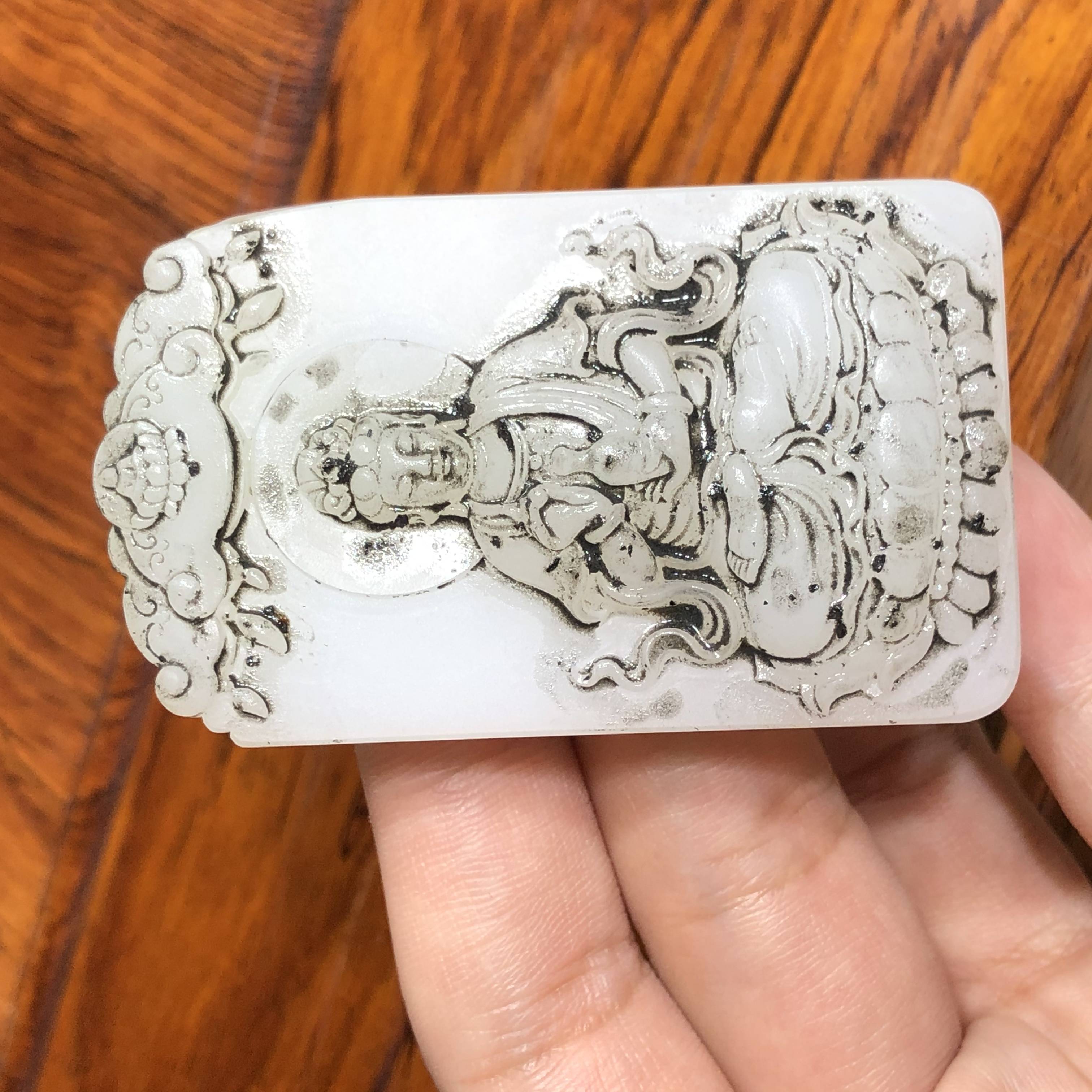 新疆和田玉羊脂白玉籽玉玉牌 观音 56g