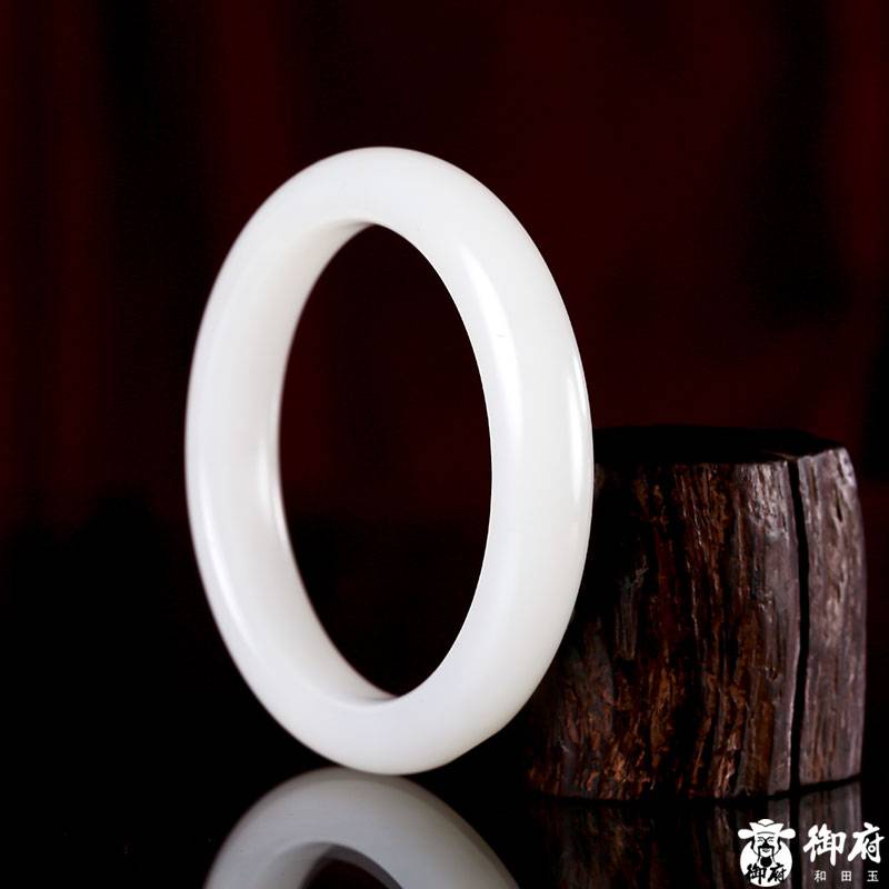 新疆和田白玉籽玉 手镯 50.8克