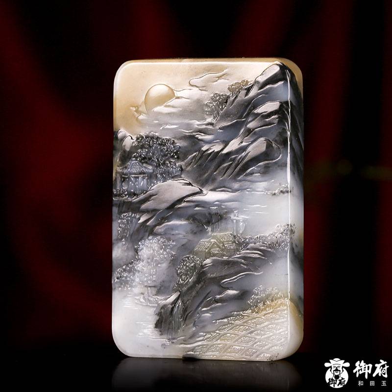 新疆和田玉原毛孔皮青花籽料玉牌 日落西山 105克