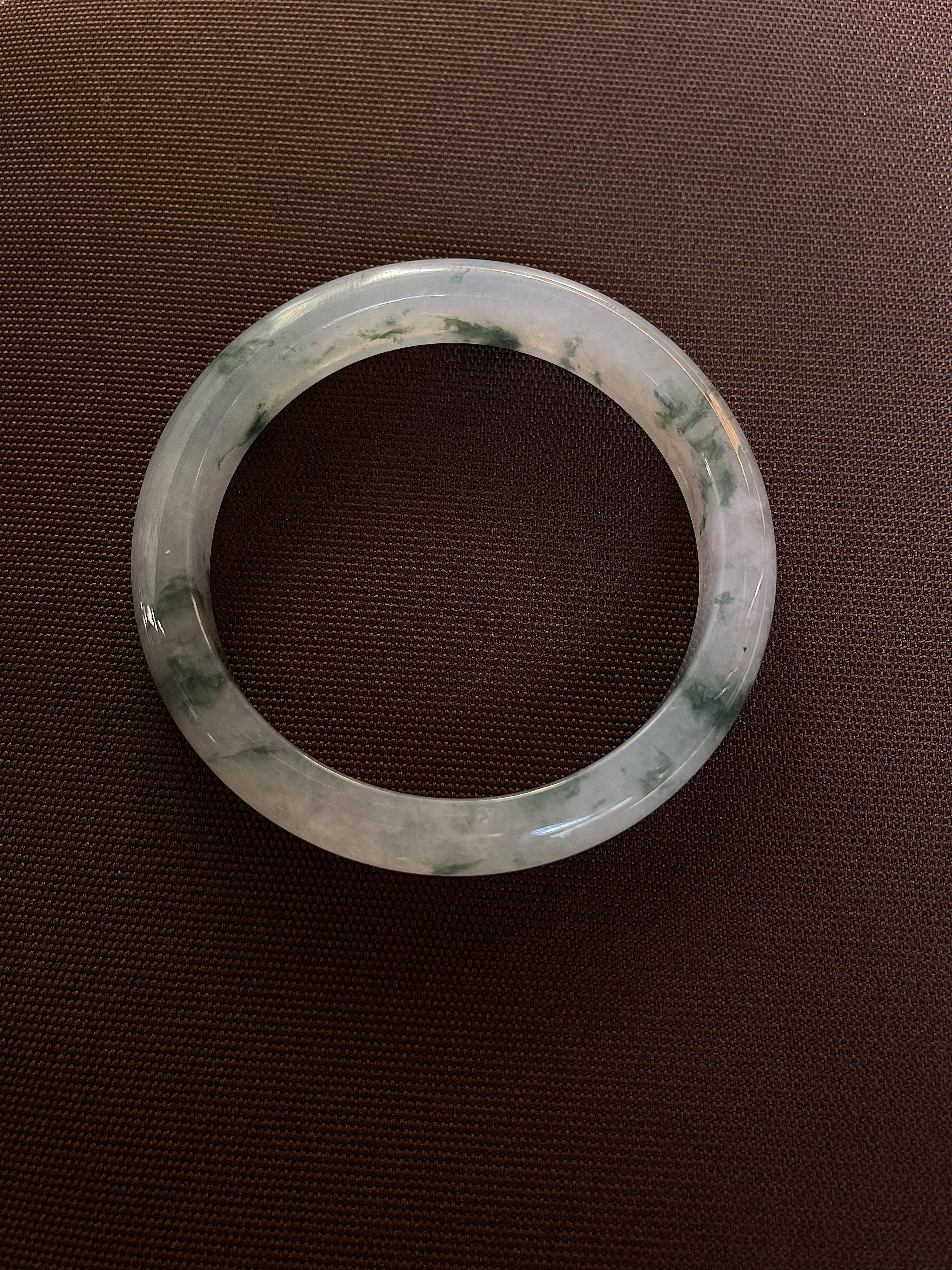 缅甸翡翠A货冰种飘花 手镯 内径 57mm 47.3克