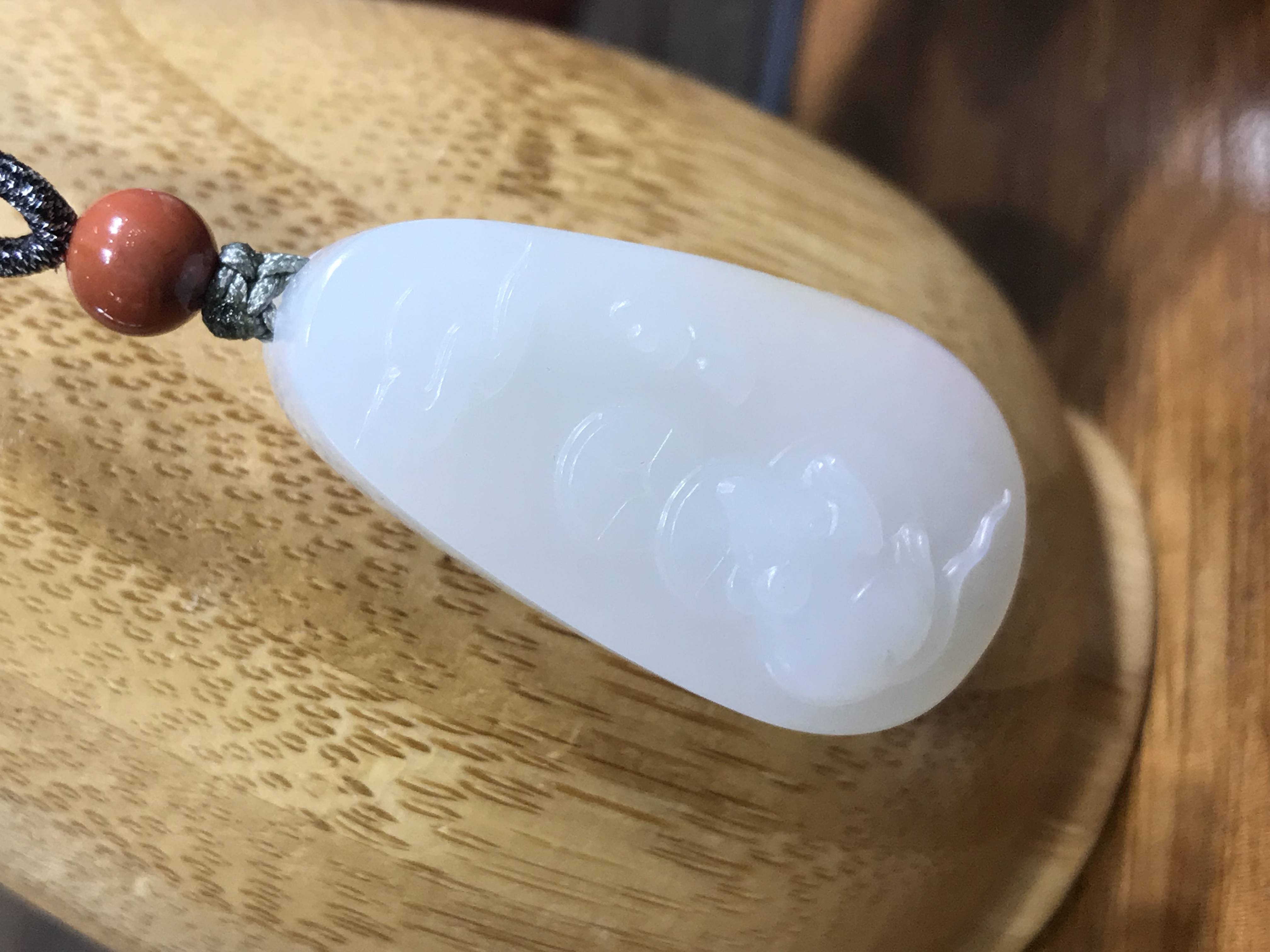 新疆和玉玉黄皮白玉籽玉 福鼠 18.7克