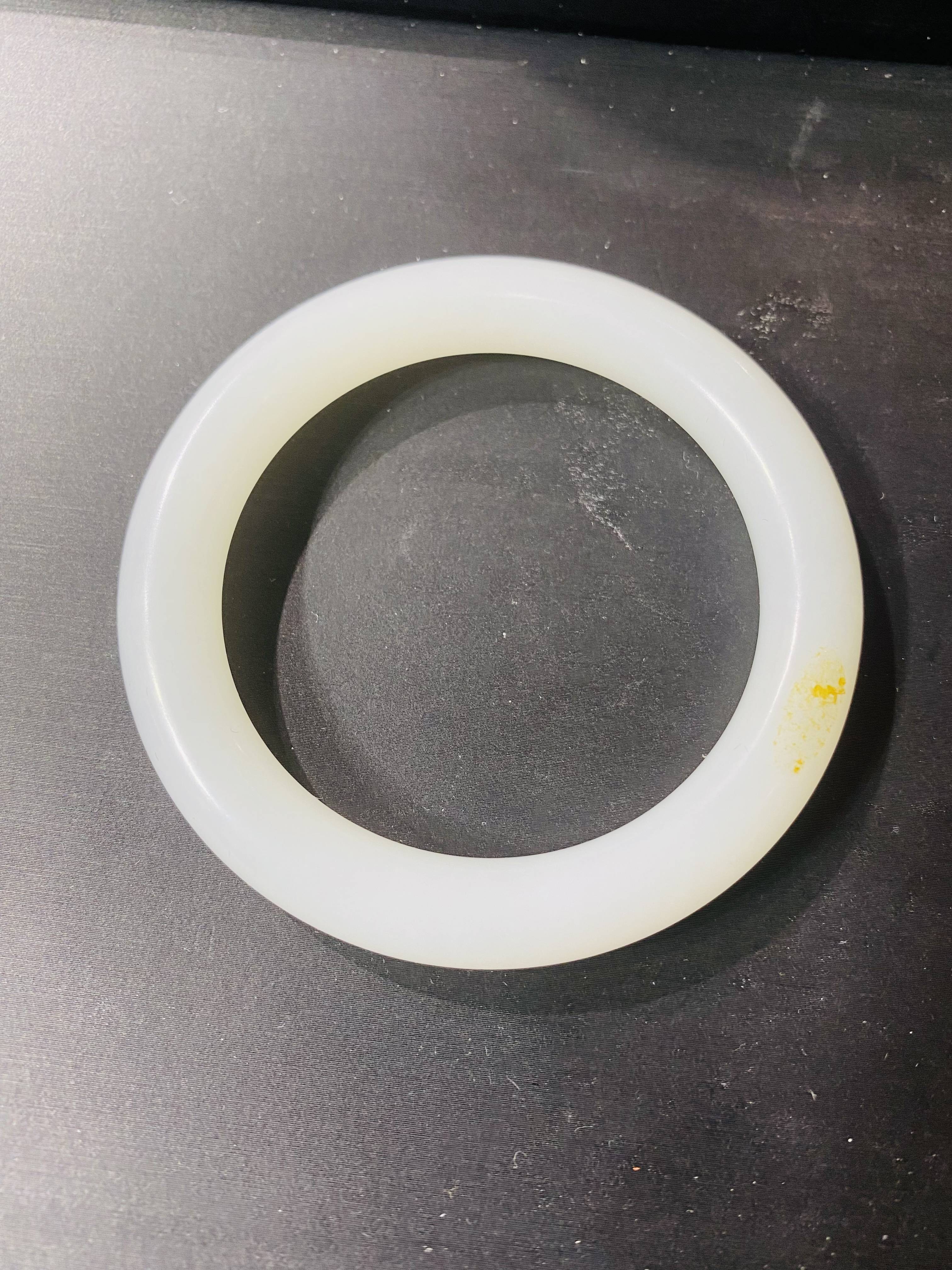 新疆和田玉黄皮羊脂白玉籽玉手镯 45.2克 内径54mm