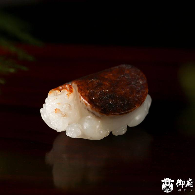 新疆和田玉棗紅皮白玉籽玉掛件 龍龜 21.7克 圖片7