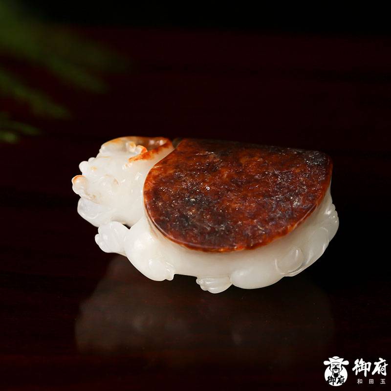 新疆和田玉棗紅皮白玉籽玉掛件 龍龜 21.7克 圖片6