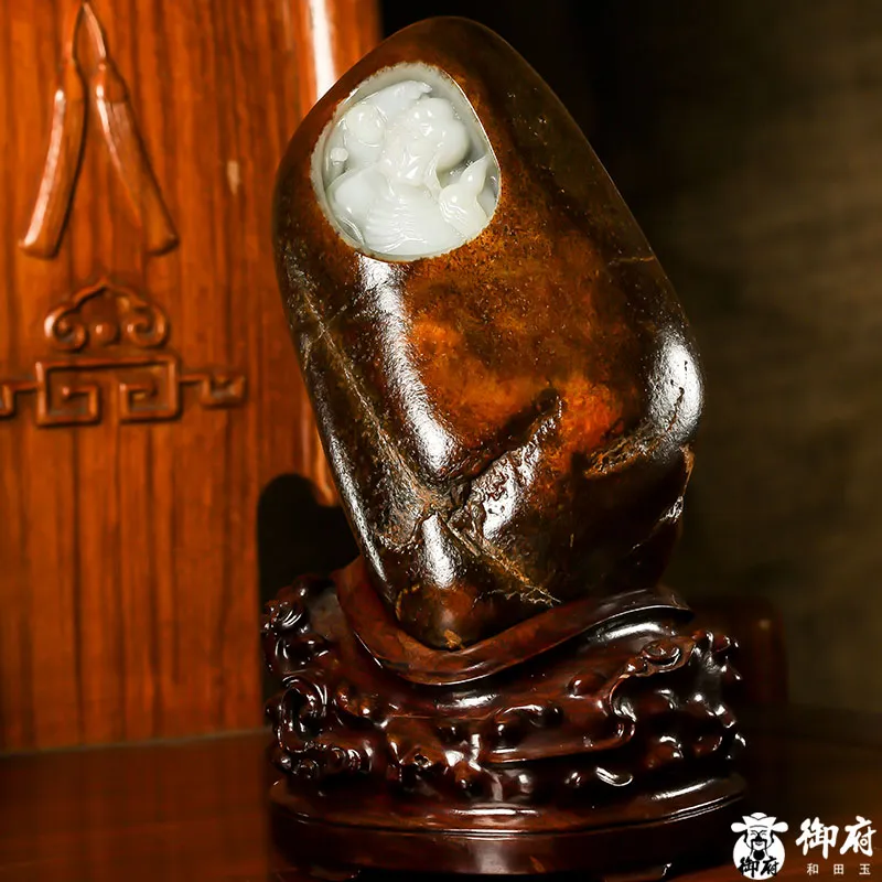 籽料沾红就要疯？这种料子比红皮更难寻！