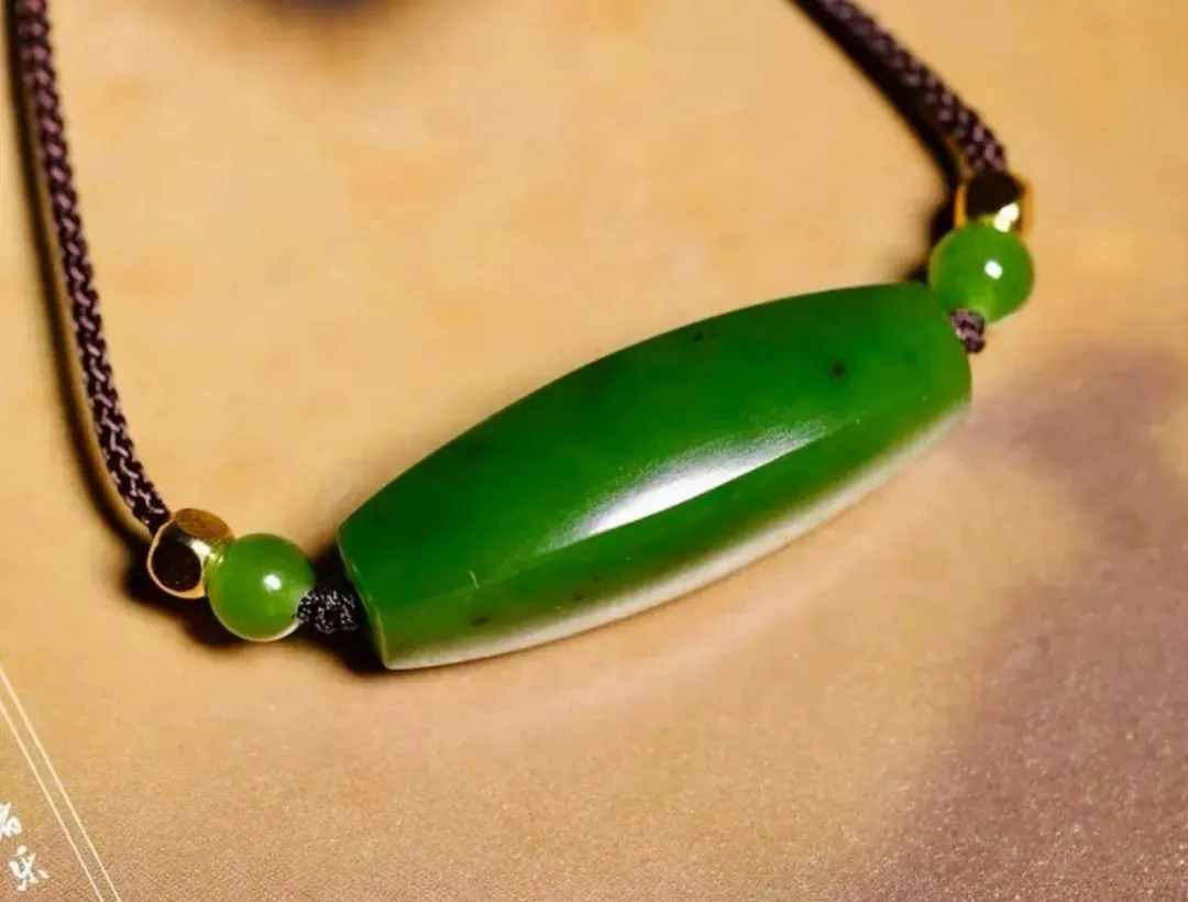 不同碧玉的不同黑点！和田玉的四种碧玉！