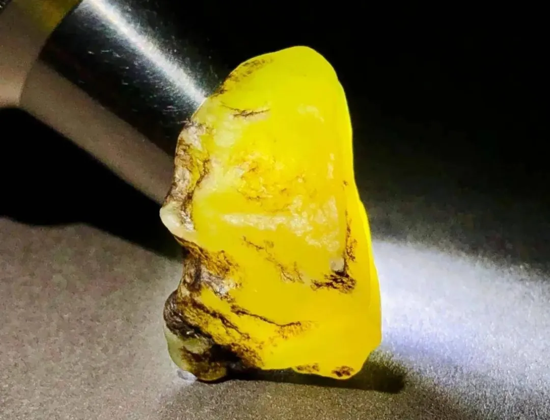 最硬最刚的和田玉&mdash;&mdash;若羌黄口料！