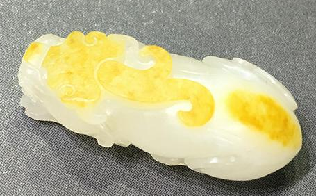 新疆和田玉白玉籽玉挂件貔貅呈瑞_御府和田玉网