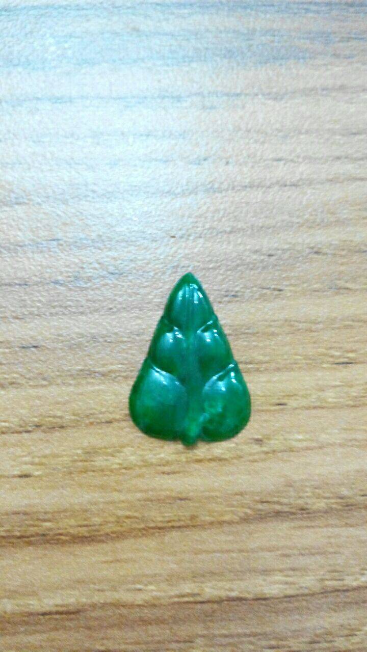 缅甸天然A货翡翠冰种满绿 大业有成