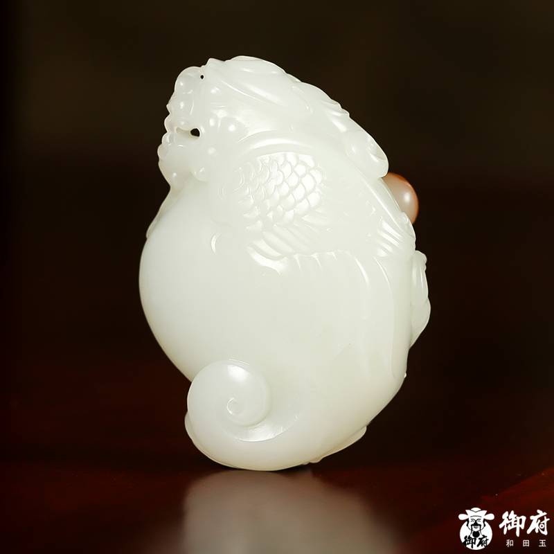 新疆和田玉白玉籽玉掛件 魚化龍 55.7克