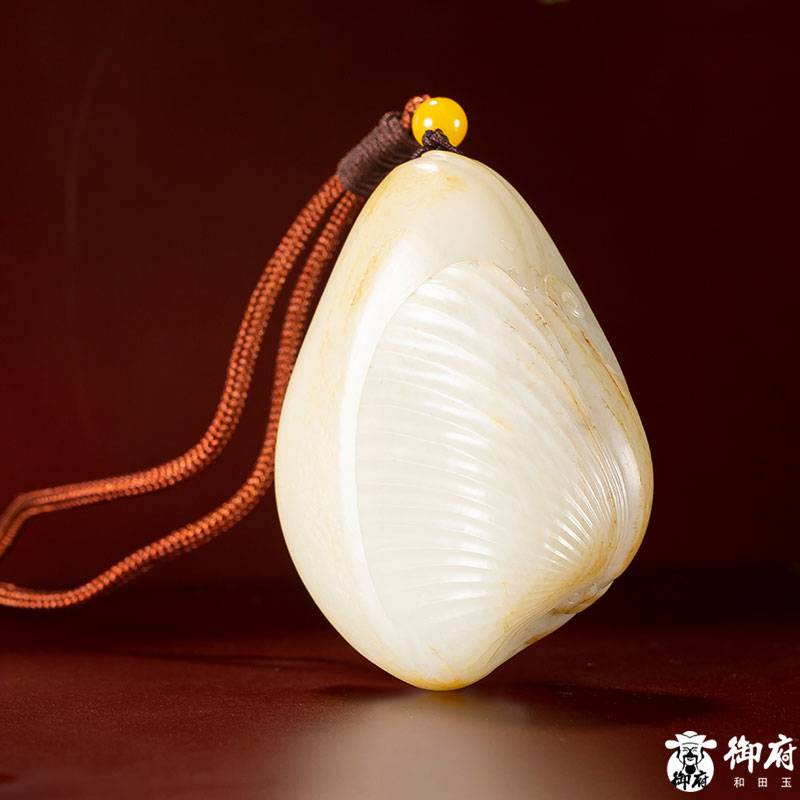 新疆和田玉黄皮白玉籽玉把件 路路通 175克 图片7