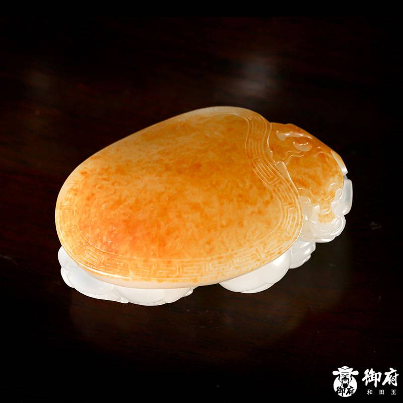新疆和田玉灑金皮白玉籽玉把件 龍龜 93.8克 圖片10