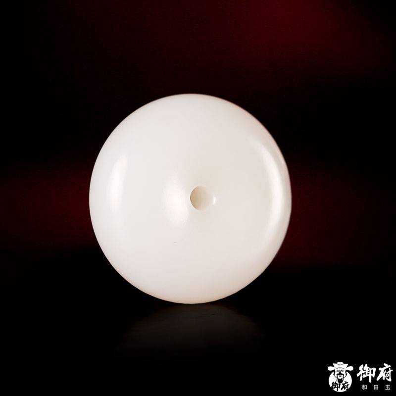 新疆和田玉原毛孔皮羊脂白玉籽玉掛件 平安扣 19克