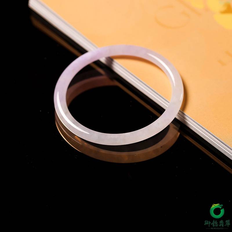 緬甸天然A貨糯冰種翡翠手鐲 圖片2