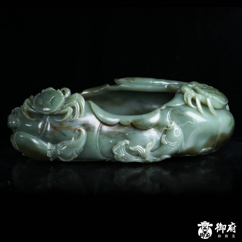 新疆和田青玉籽料獨籽獨雕文房筆洗 荷塘雅趣 2335克 圖片2