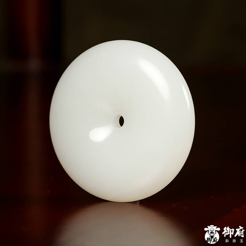 新疆和田玉羊脂白玉籽玉掛件 平安扣 65.8克 圖片5