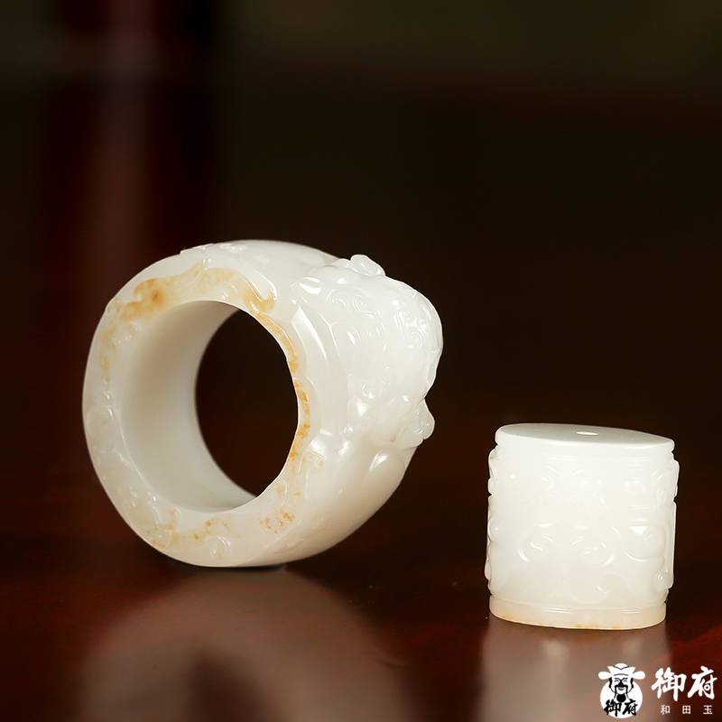 新疆和田玉灑金皮白玉籽玉掛件 扳指 34.5克 圖片2