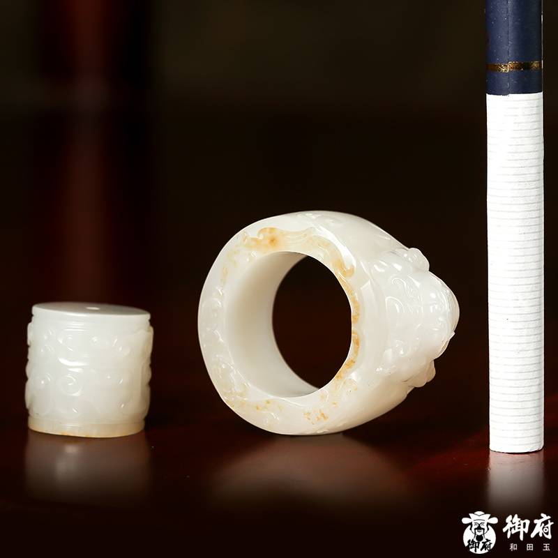 新疆和田玉灑金皮白玉籽玉掛件 扳指 34.5克 圖片4