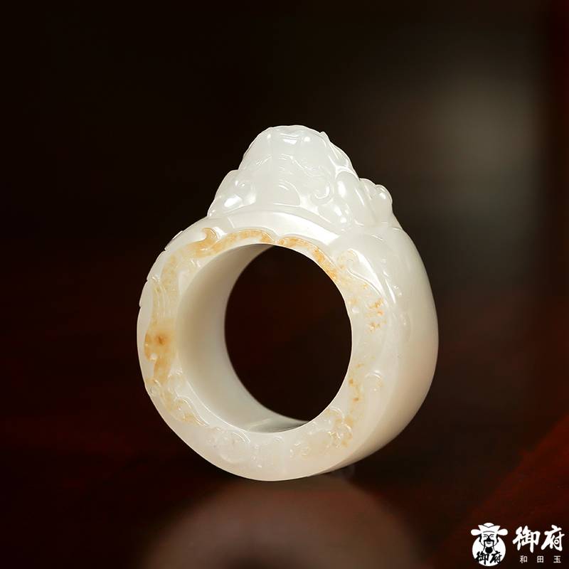 新疆和田玉灑金皮白玉籽玉掛件 扳指 34.5克 圖片5