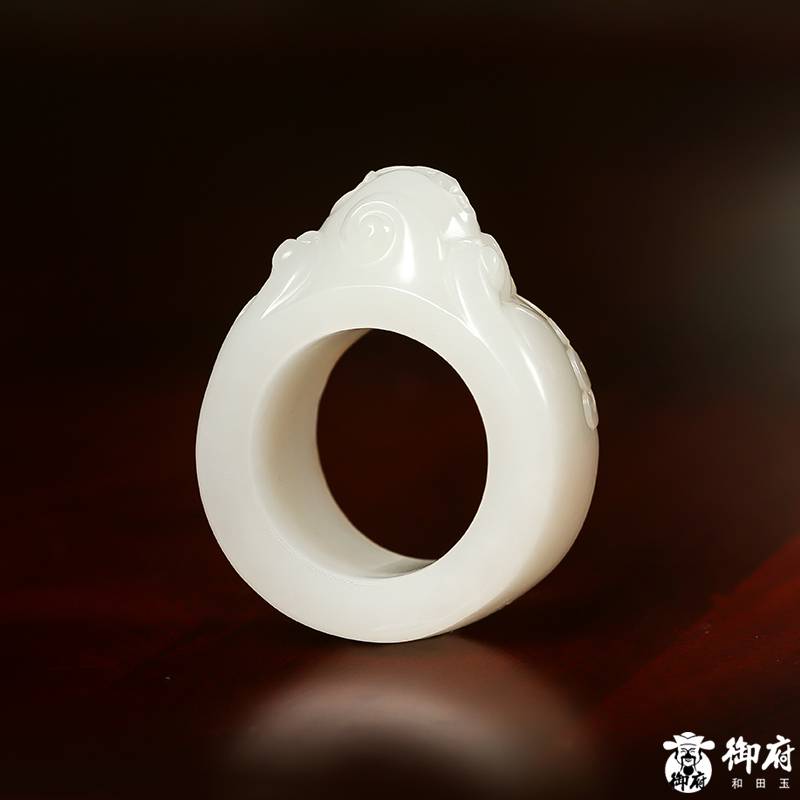 新疆和田玉灑金皮白玉籽玉掛件 扳指 34.5克 圖片6