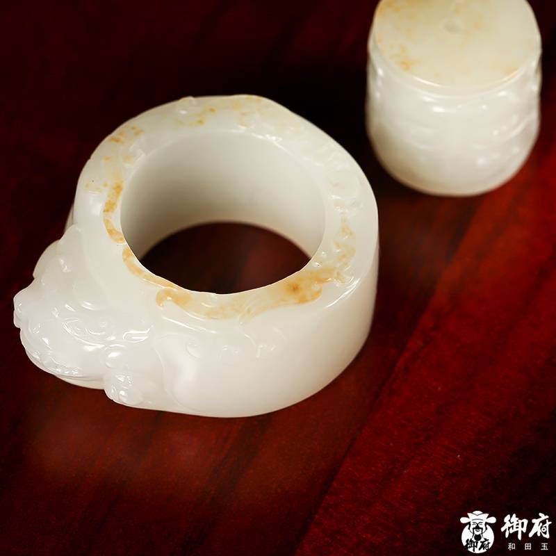 新疆和田玉灑金皮白玉籽玉掛件 扳指 34.5克 圖片9