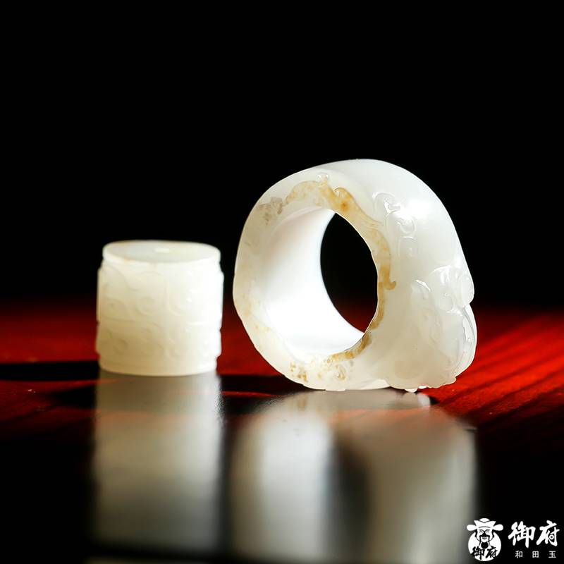 新疆和田玉灑金皮白玉籽玉掛件 扳指 34.5克 圖片11