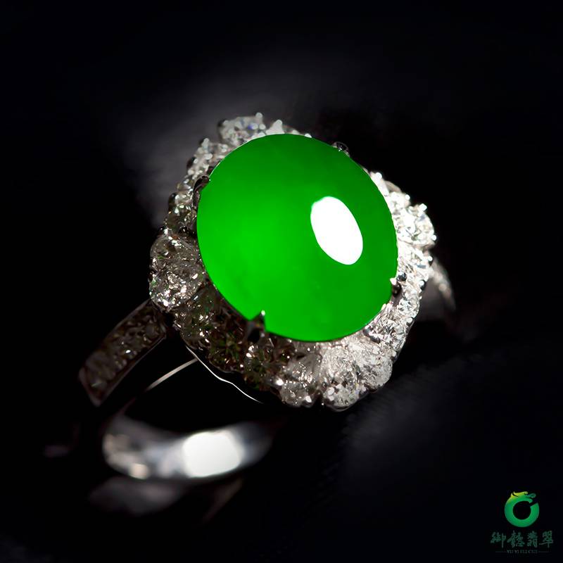 翡翠18k金鉆鑲冰種滿綠戒指 11.81克 圖片2