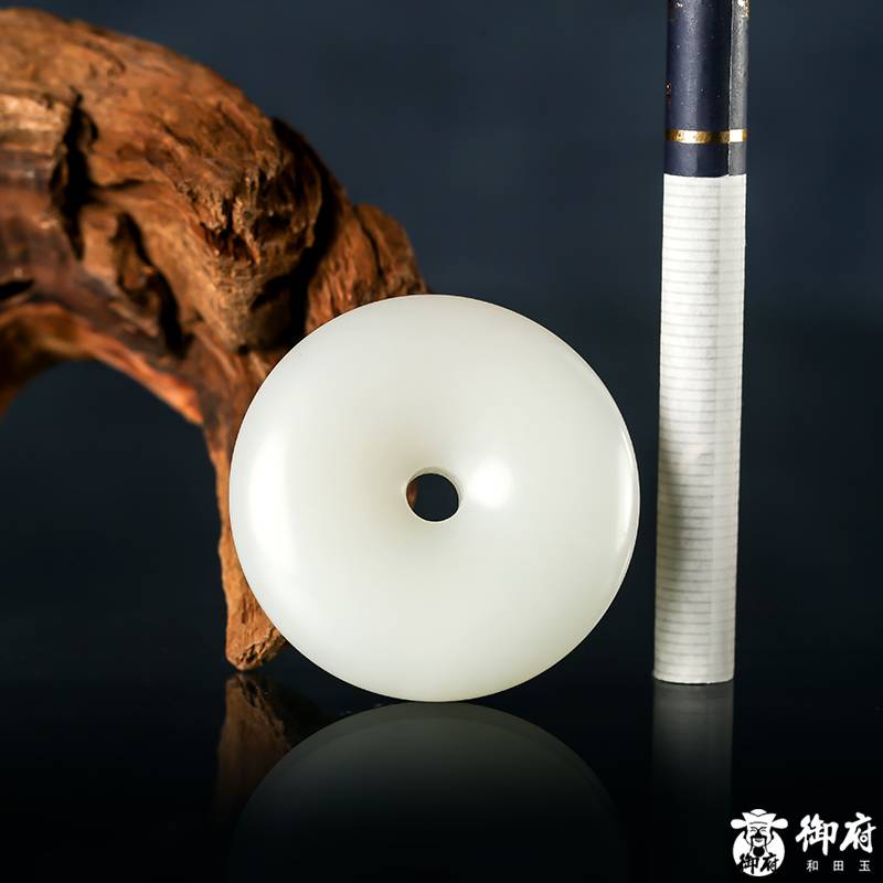 新疆和田玉原毛孔皮羊脂白玉籽玉掛件 平安扣 27.6克 圖片2