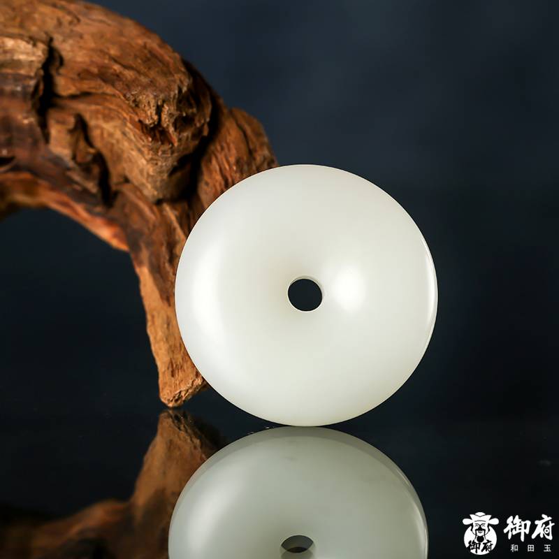 新疆和田玉原毛孔皮羊脂白玉籽玉掛件 平安扣 27.6克 圖片3