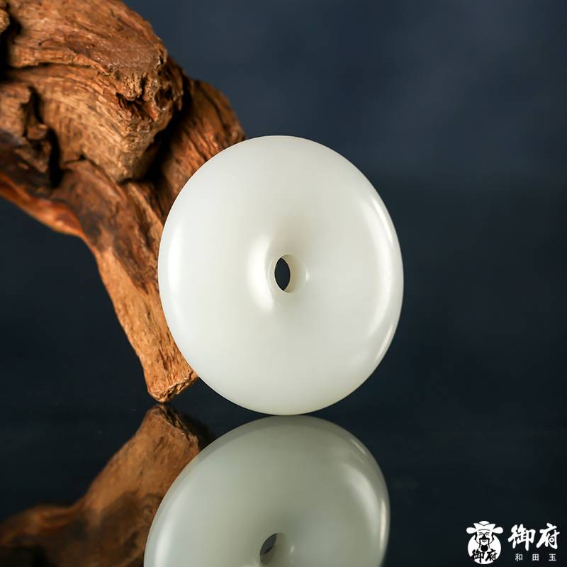 新疆和田玉原毛孔皮羊脂白玉籽玉掛件 平安扣 27.6克 圖片4