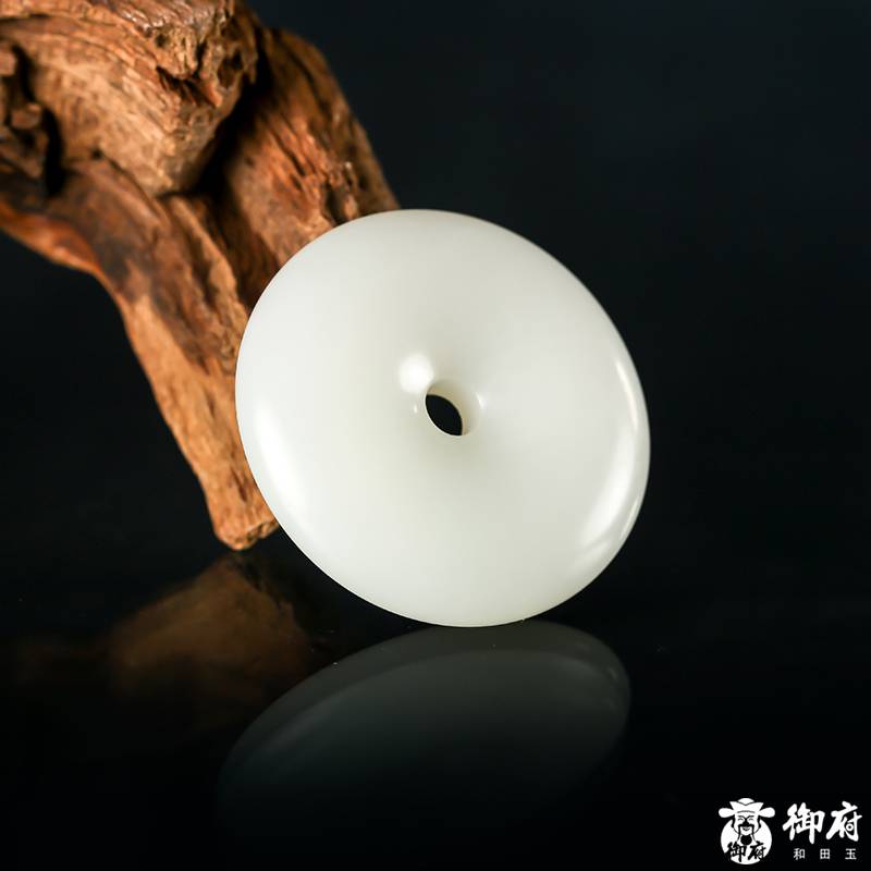 新疆和田玉原毛孔皮羊脂白玉籽玉掛件 平安扣 27.6克 圖片5