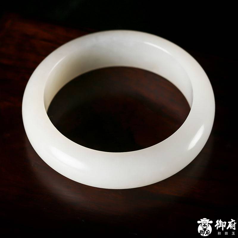新疆和田玉白玉籽玉手鐲 70.6克 圖片4