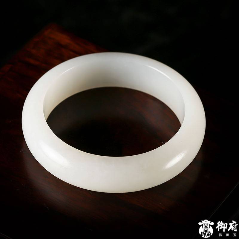 新疆和田玉白玉籽玉手鐲 70.6克 圖片5