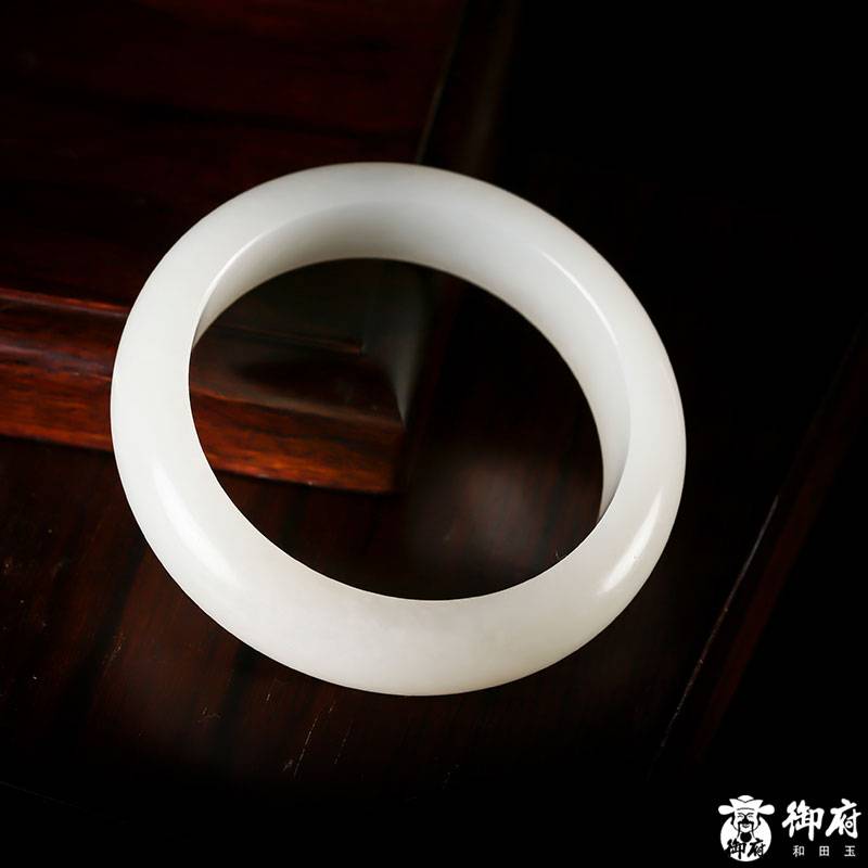新疆和田玉白玉籽玉手鐲 70.6克 圖片6
