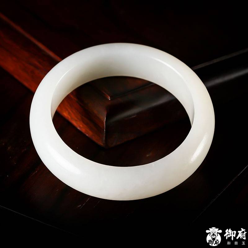 新疆和田玉白玉籽玉手鐲 70.6克 圖片8