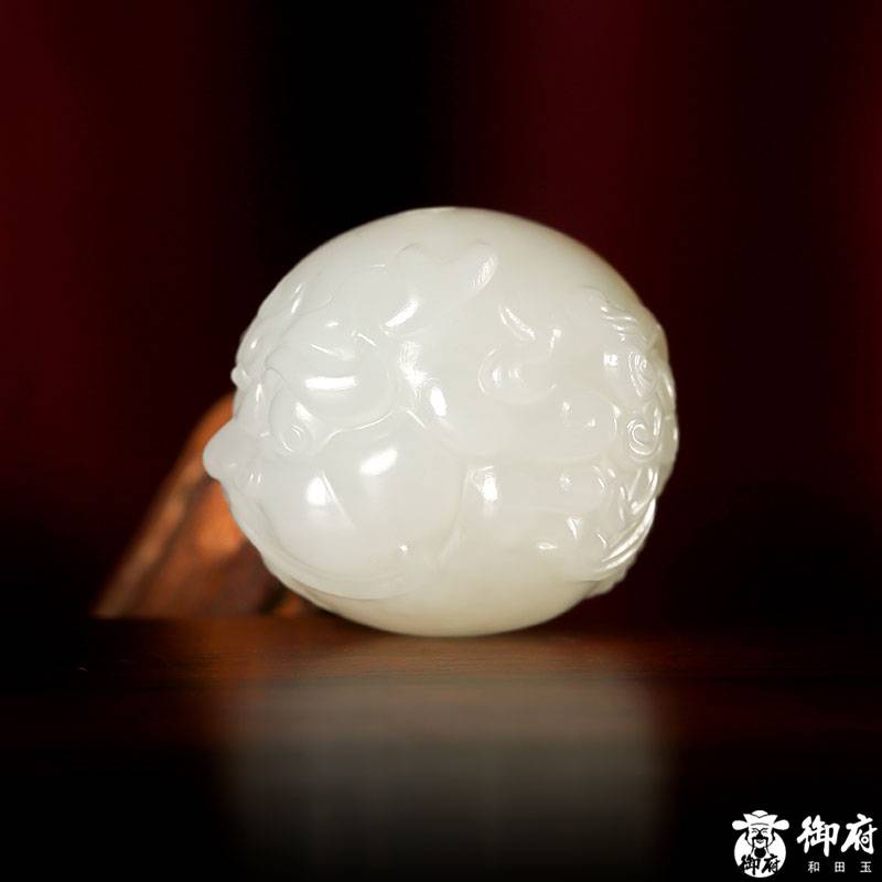 新疆和田玉黃皮白玉籽玉掛件 仿古獸 12.1克 圖片4